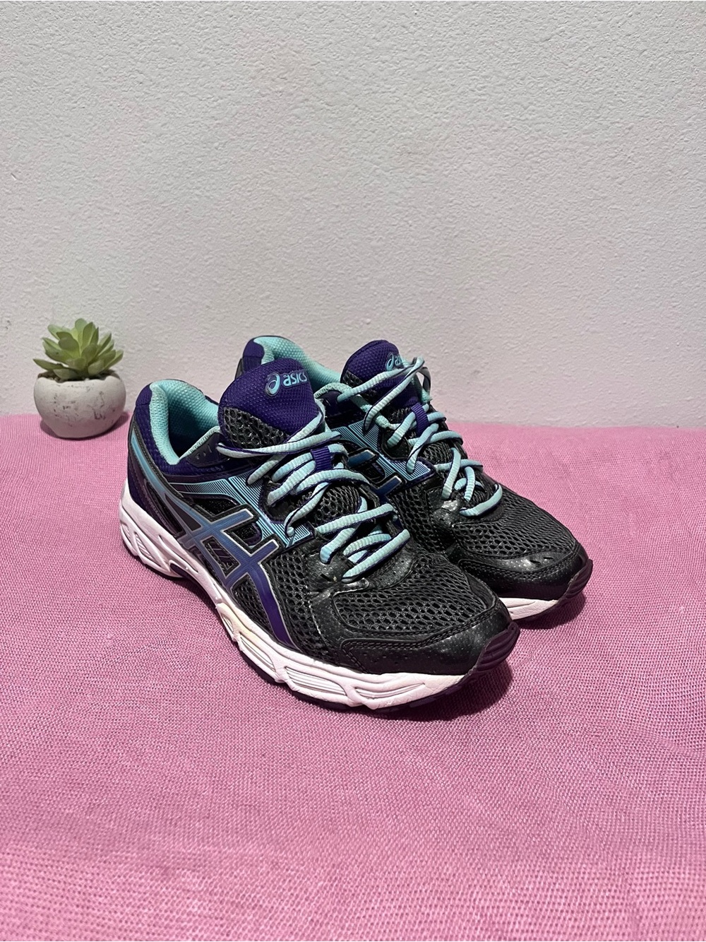 Women’s ASIC Gel Contend 2 Sneakers